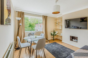 Charming 2BR Apartment with communal garden in Acton